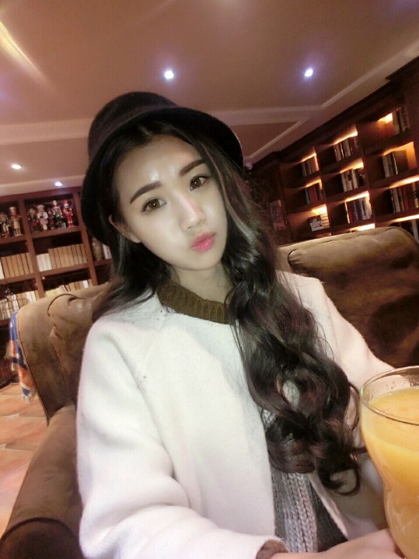 气质小妹的第三张照片--周宁相亲网