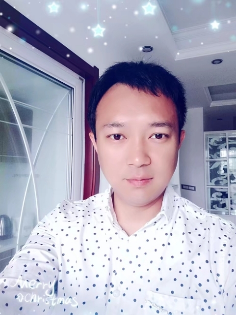 真诚小哥的第一张照片--周宁相亲网