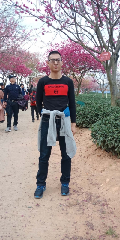 小梁的第二张照片--周宁相亲网