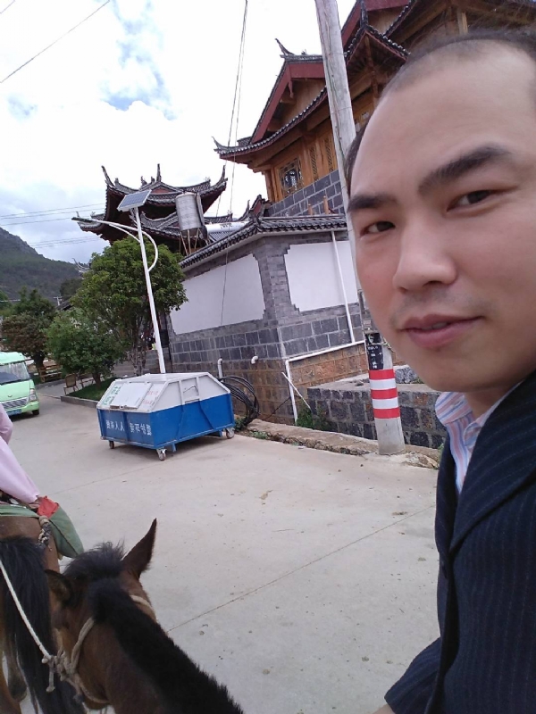 当代军人的第一张照片--周宁相亲网