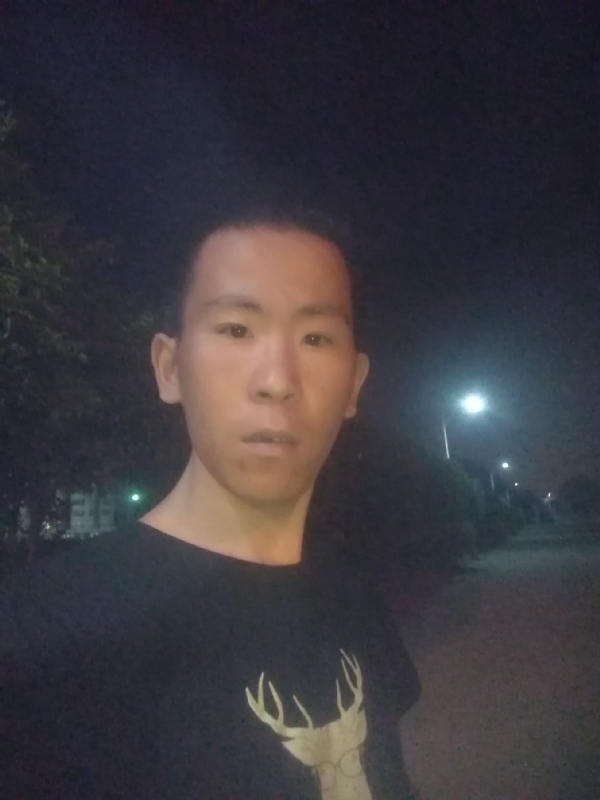 俞凯斌的第一张照片--周宁相亲网