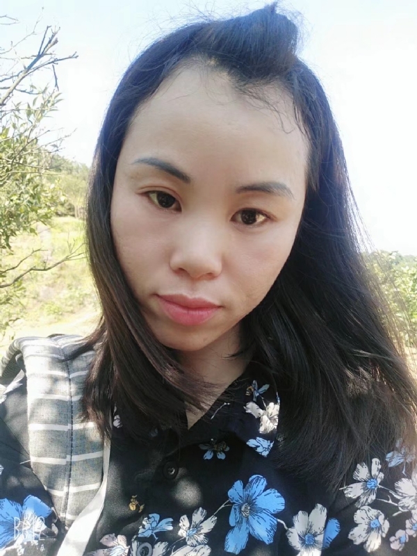 英英的第一张照片--周宁相亲网