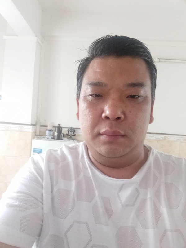 帅帅的第一张照片--周宁相亲网