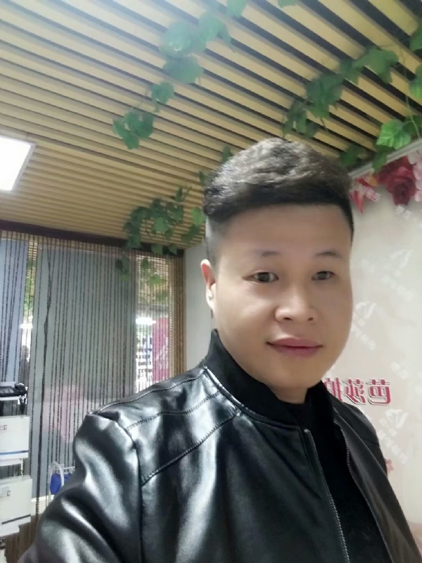 萧郎的第一张照片--周宁相亲网