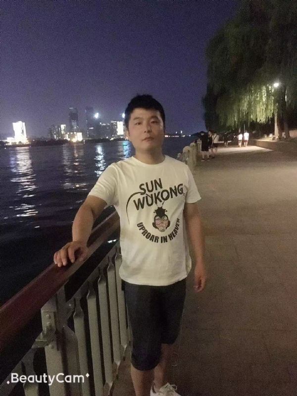 古月的第二张照片--周宁相亲网