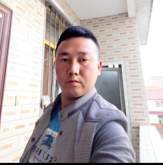 帅帅的大叔的第一张照片--周宁相亲网