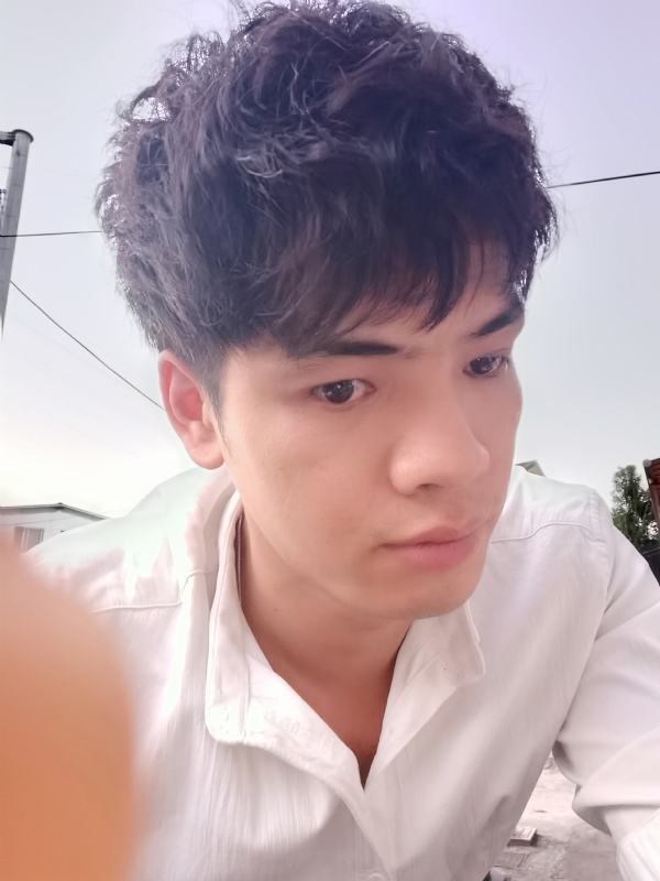 幕后老板的第三张照片--周宁相亲网