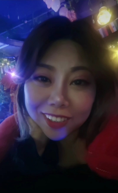 收快递的费仙女的第一张照片--周宁相亲网