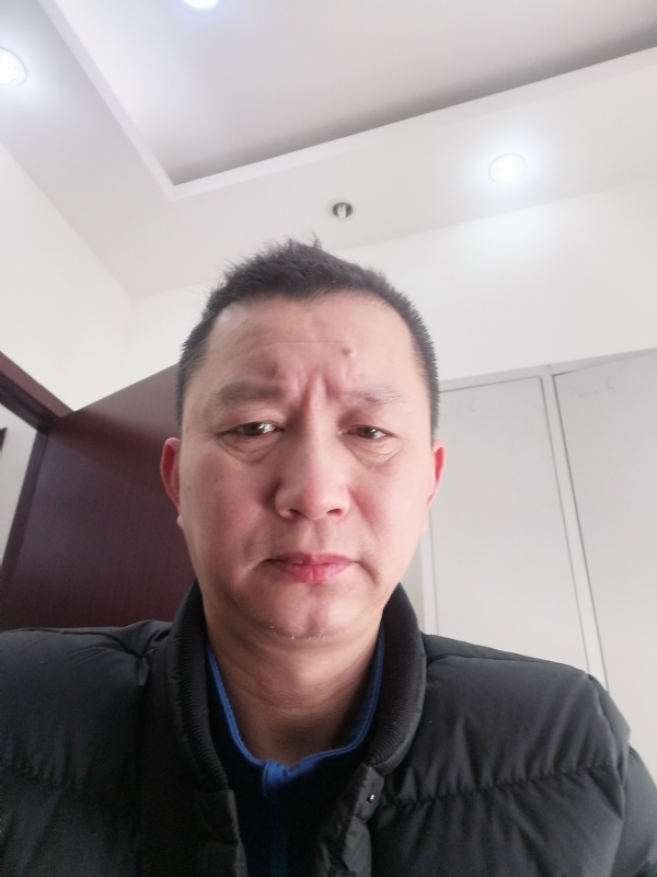 相视而笑的第一张照片--周宁相亲网