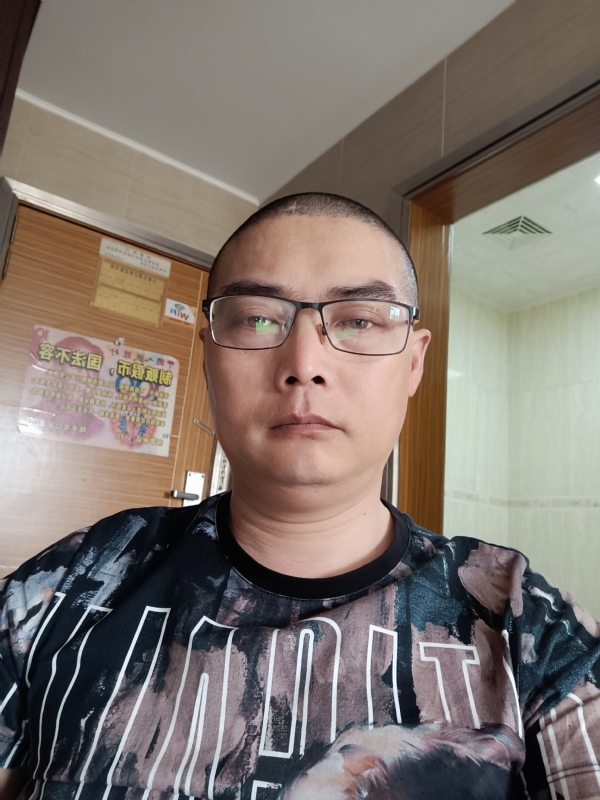 心梦无痕的第一张照片--周宁相亲网