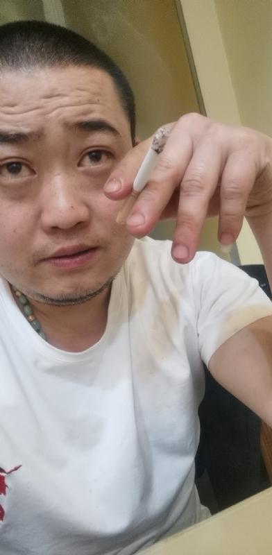 孤独的螃蟹的第一张照片--周宁相亲网