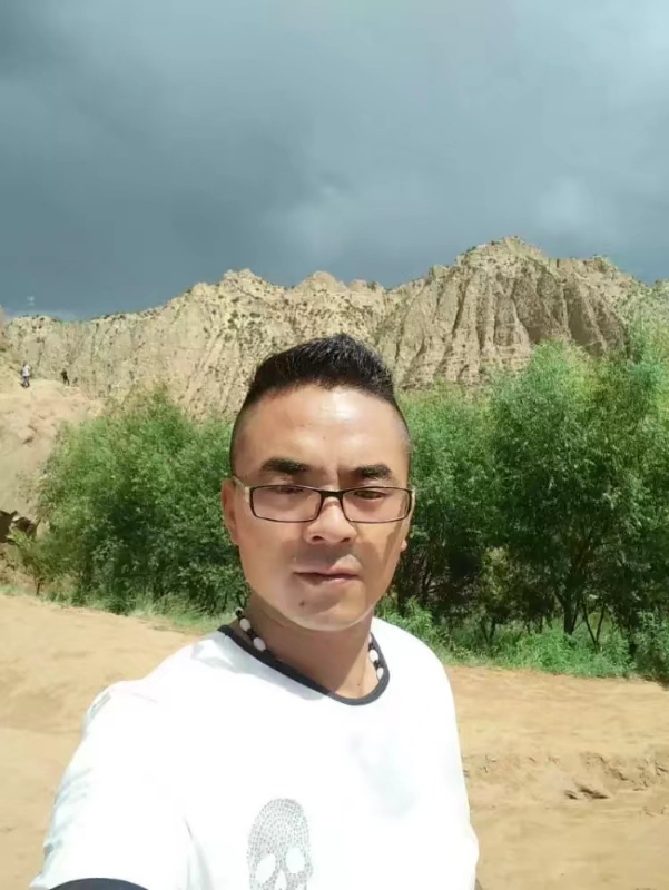 无情的沙尘暴的第一张照片--周宁相亲网