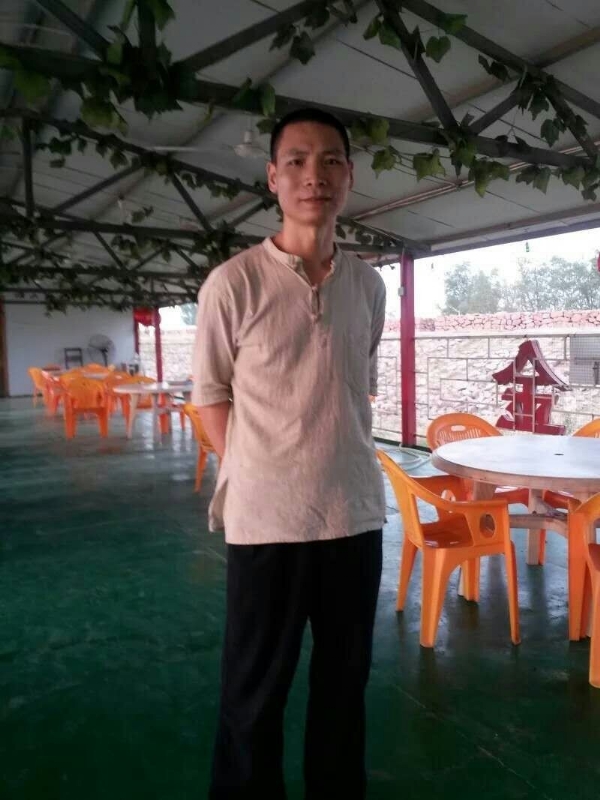 周哥的第三张照片--周宁相亲网