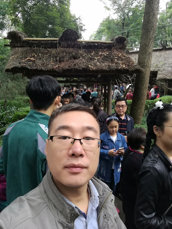 撑起一片天的第一张照片--周宁相亲网