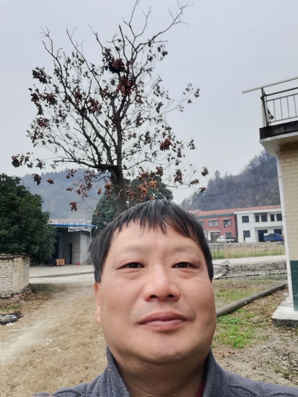 苏众青春冲浪的第一张照片--周宁相亲网