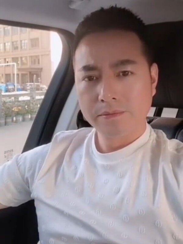 勿忘初心的第一张照片--周宁相亲网