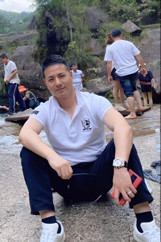 勿忘初心的第三张照片--周宁相亲网