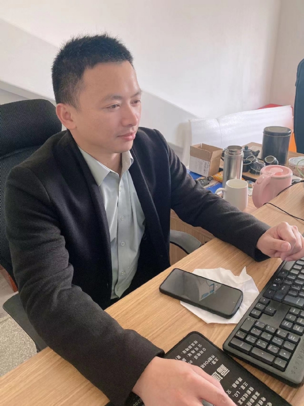 落叶知秋的第一张照片--周宁相亲网