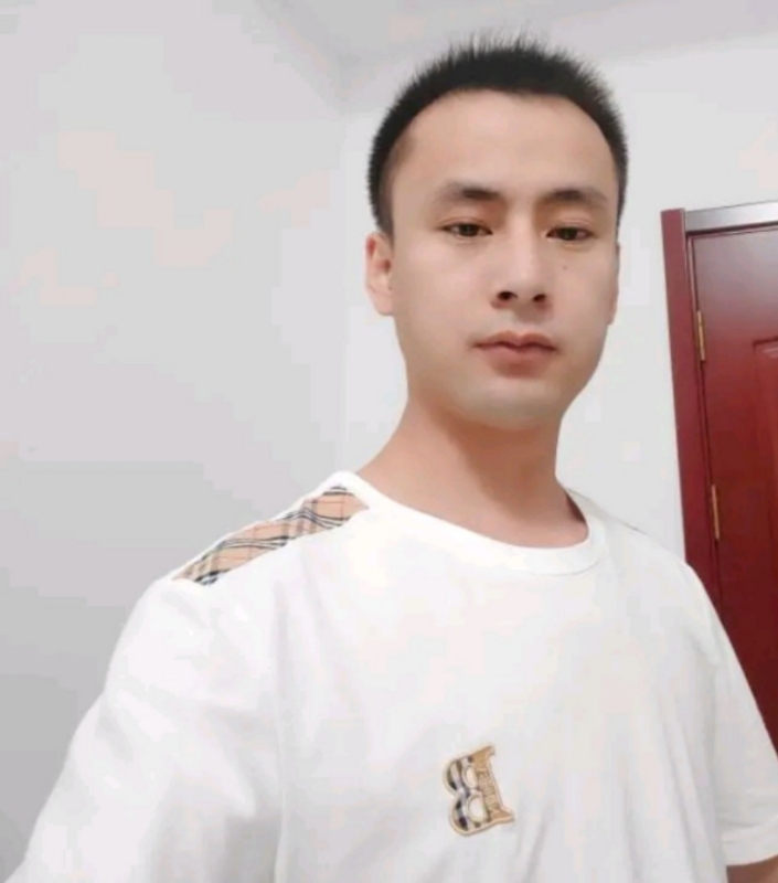 海阔天空的第一张照片--周宁相亲网