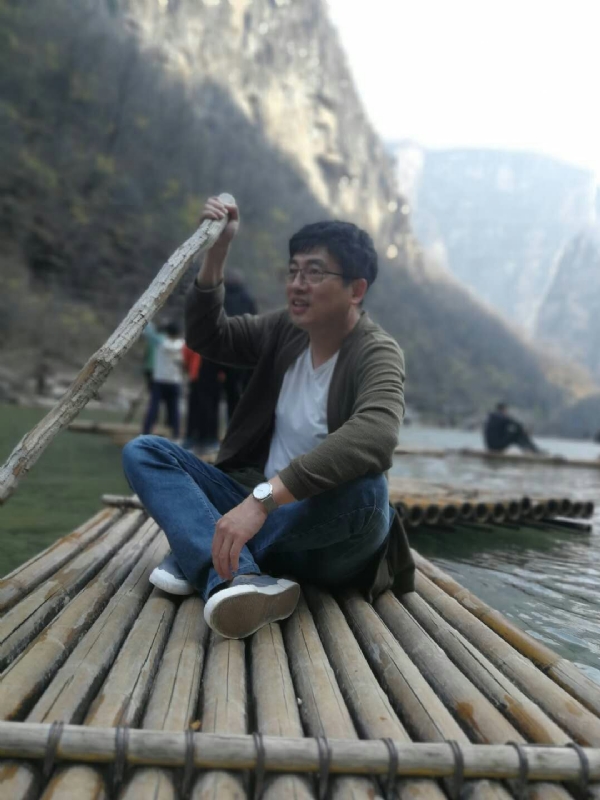 风被吹走了的第一张照片--周宁相亲网