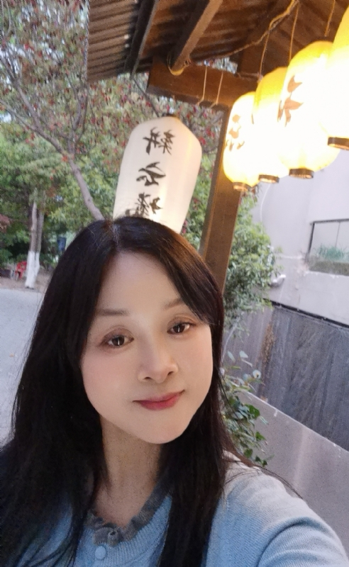 伊伊的第一张照片--周宁相亲网